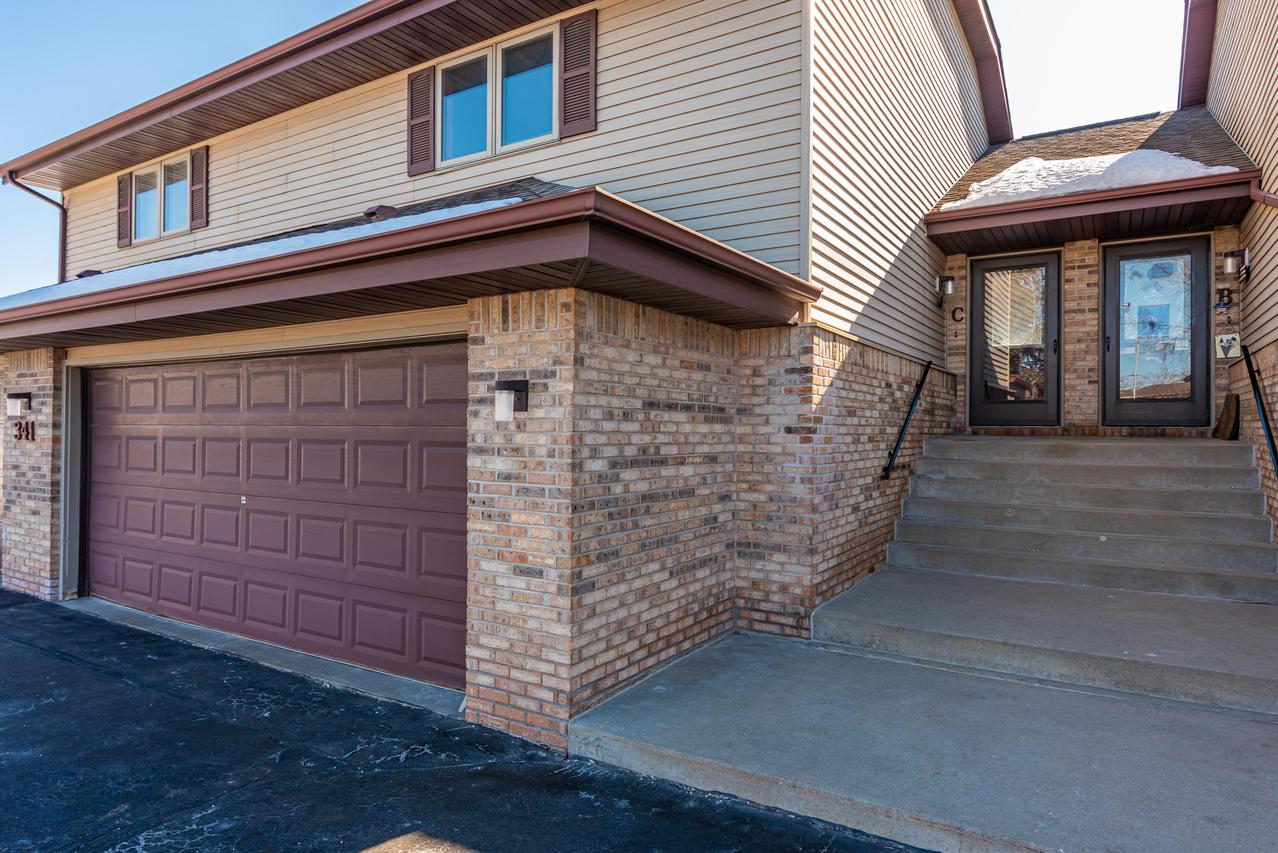 341 Scenic Ct #C, Slinger, WI 53086