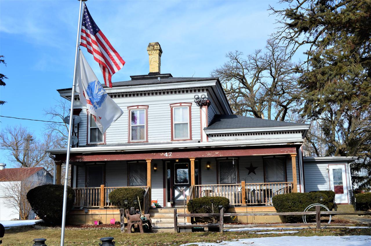 47 N Walworth St., Darien, WI 53114