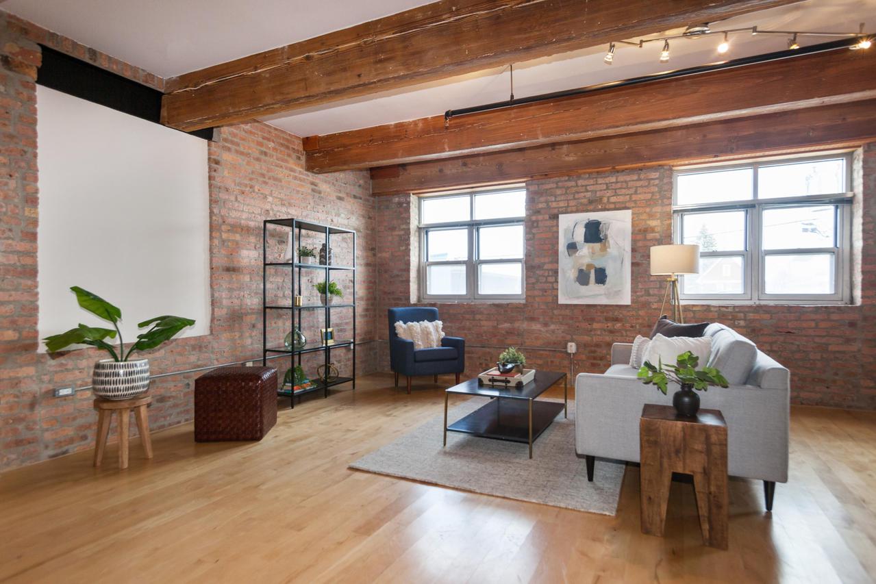 3059 N Weil St. #202, Milwaukee, WI 53212