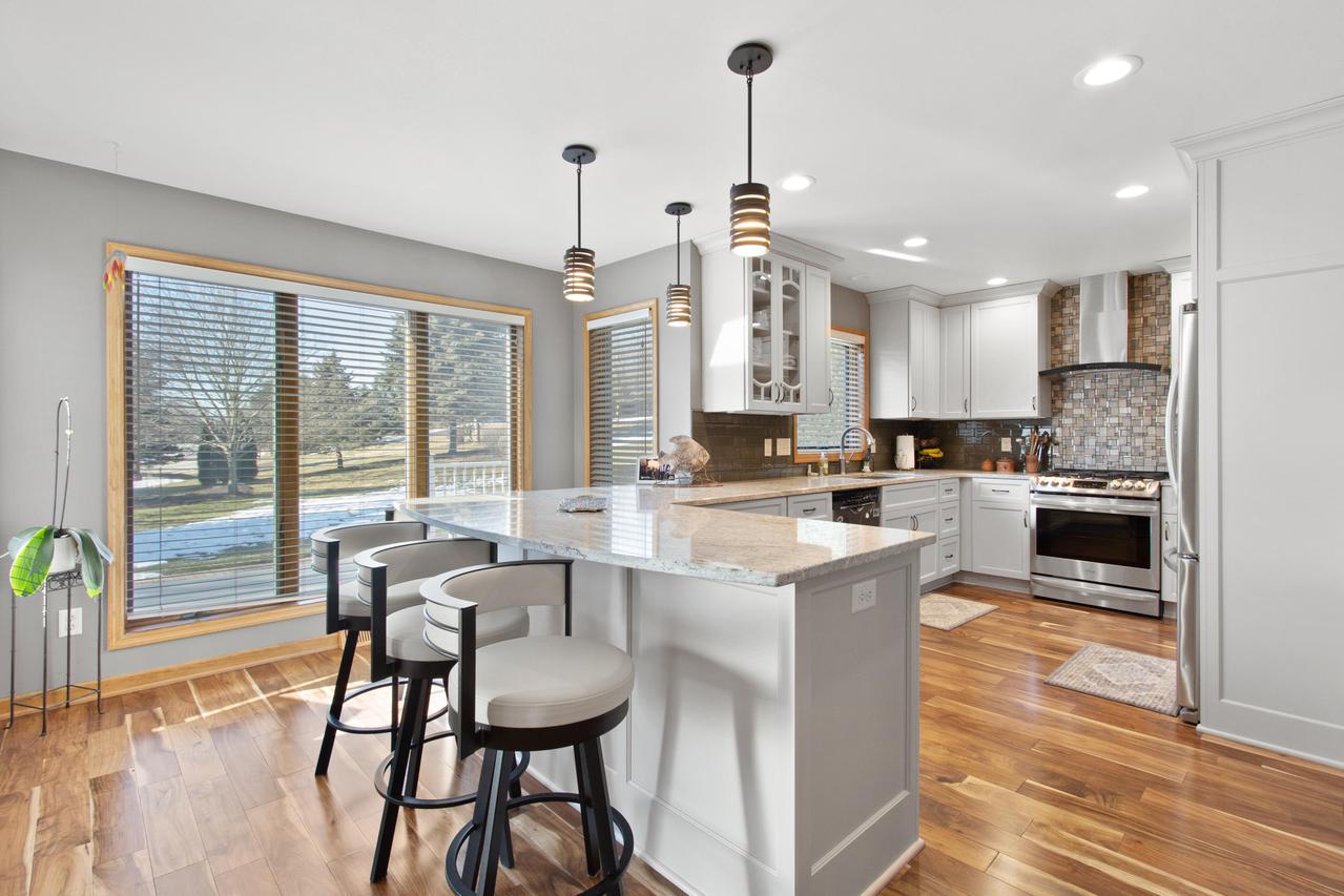 2905 Brendon Way, Waukesha, WI 53188