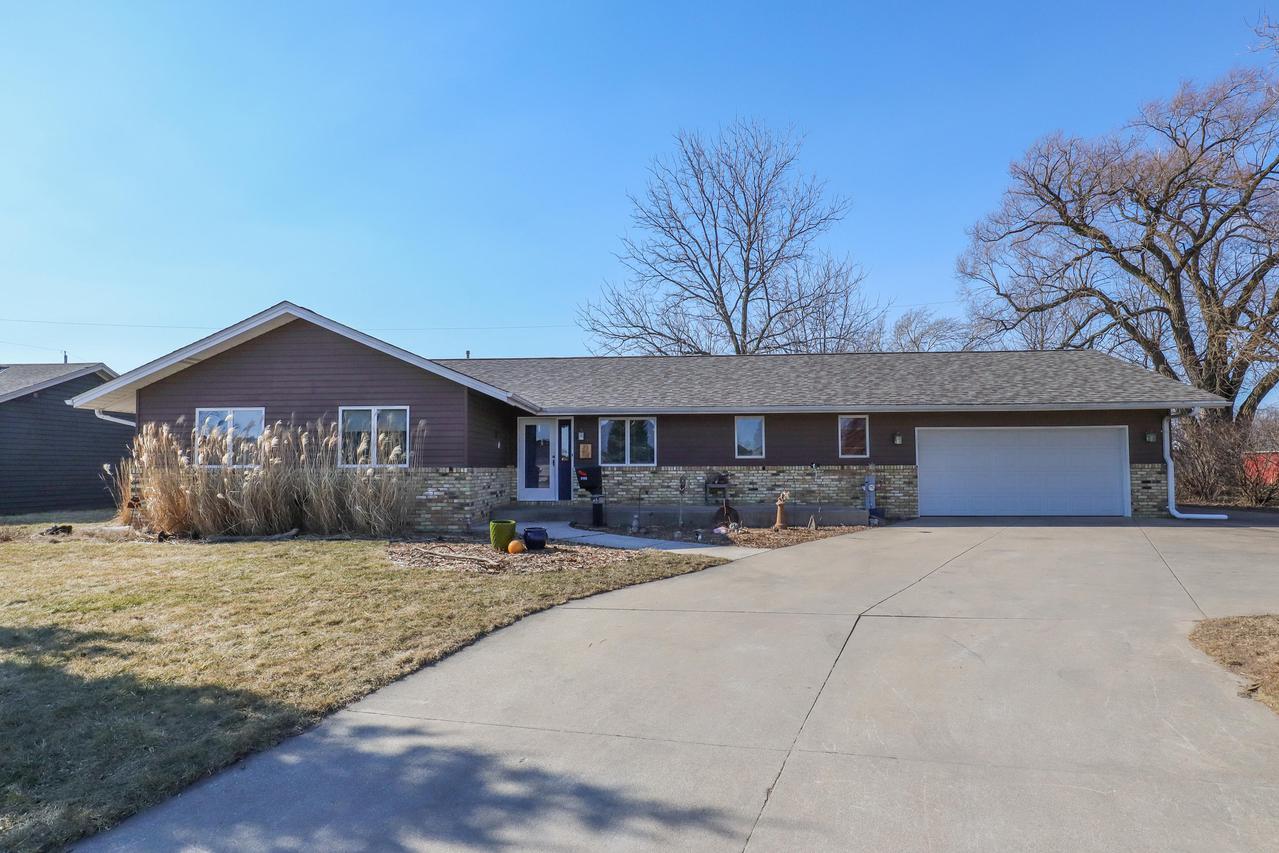 2132 Neptune Cir., Racine, WI 53404