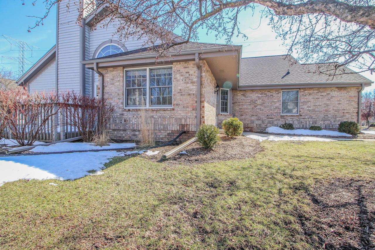 1907 Springbrook #A, Waukesha, WI 53186
