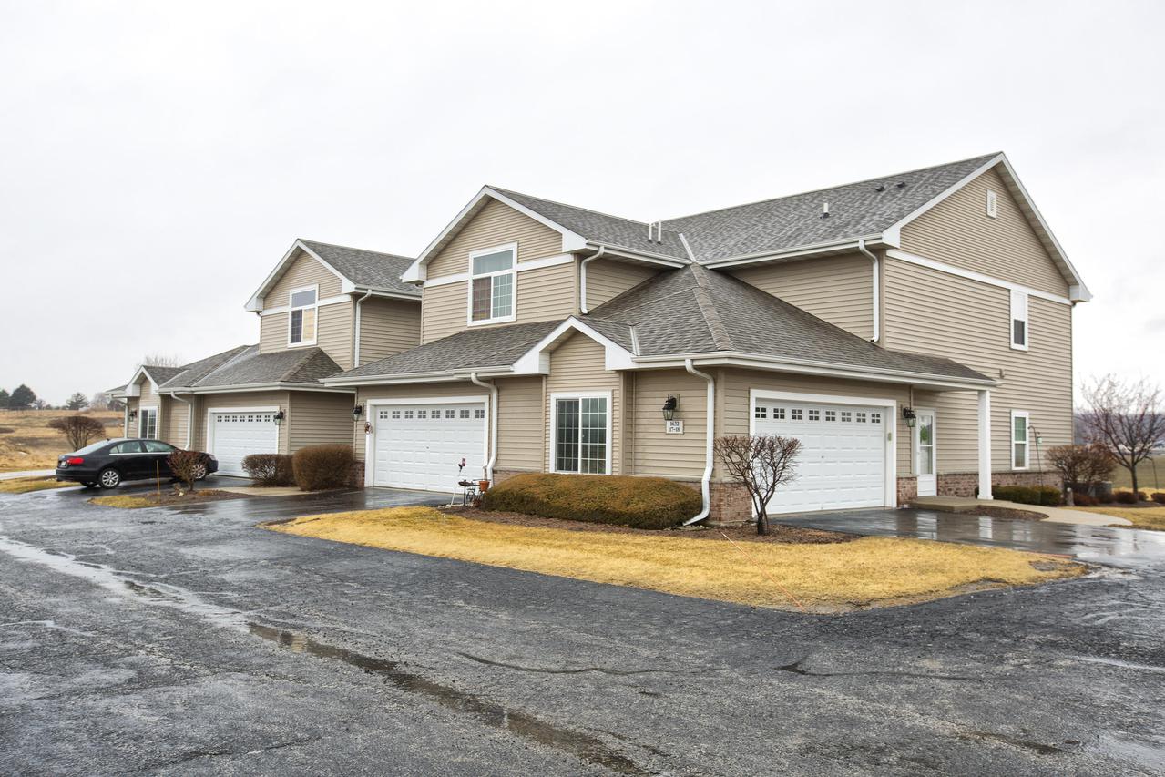 1632 Grey Fox Tr. #18, Mukwonago, WI 53149