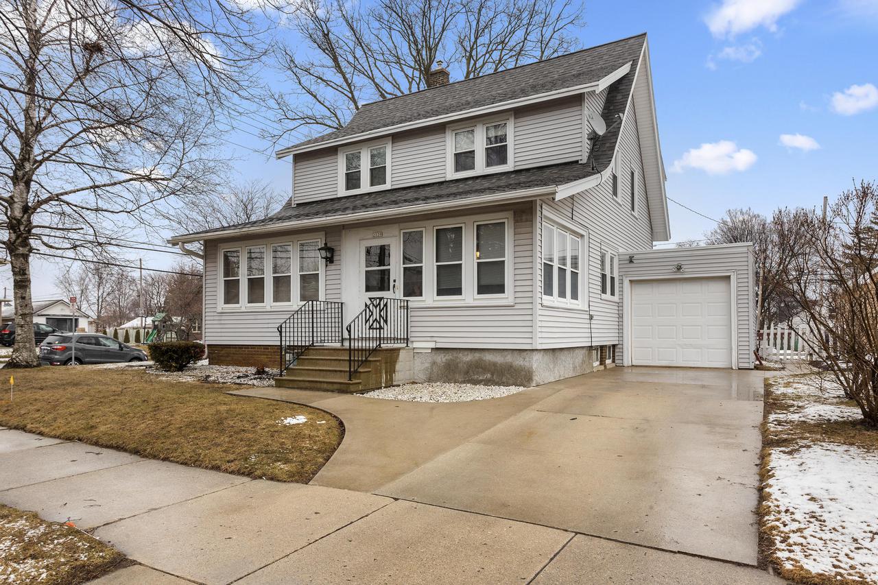 2139 N 20th St., Sheboygan, WI 53081