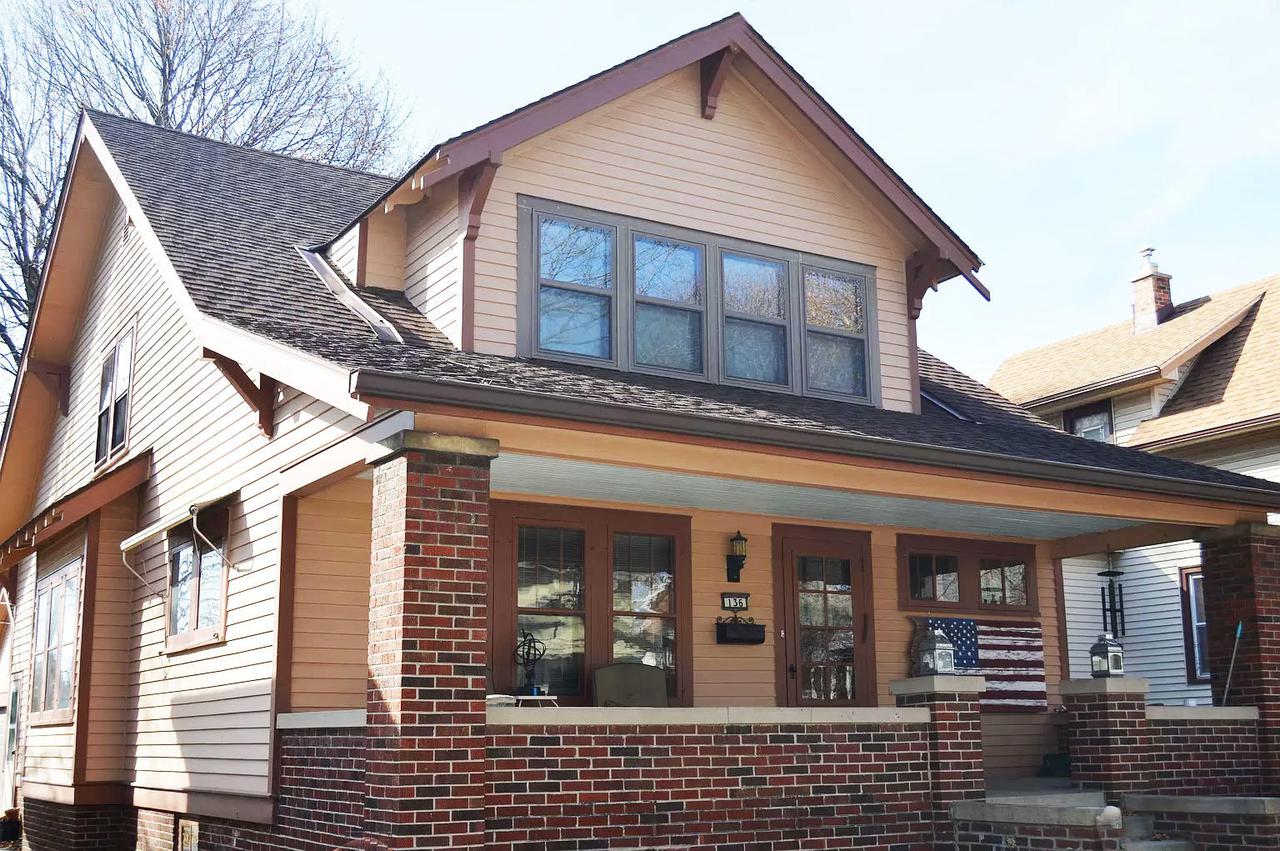 136 S James St., Waukesha, WI 53186