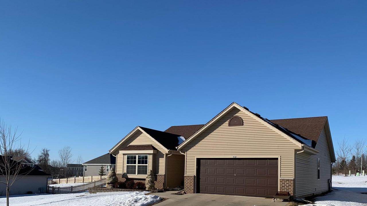512 Yosemite Ave., Hartford, WI 53027