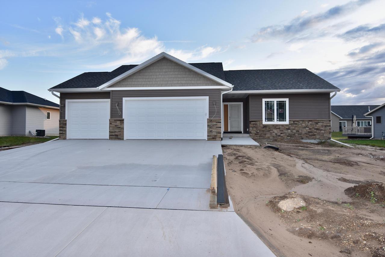 1619 Cherry Ln., Holmen, WI 54636