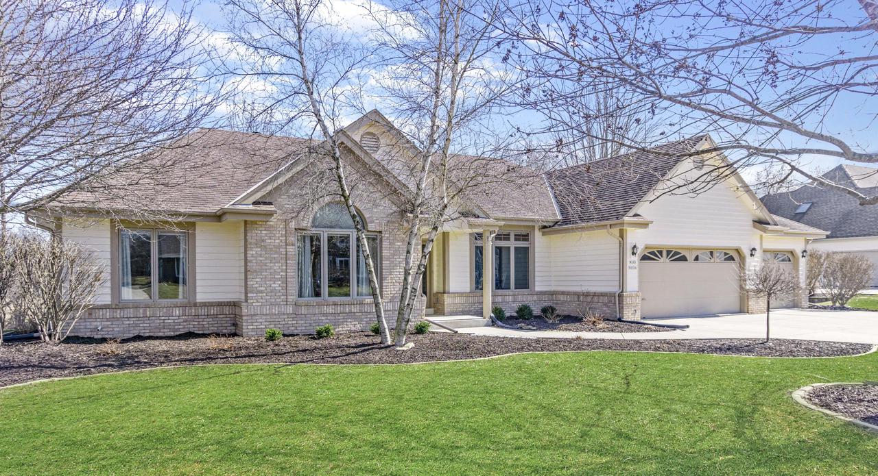 W263N2336 Deer Haven Dr., Pewaukee, WI 53072