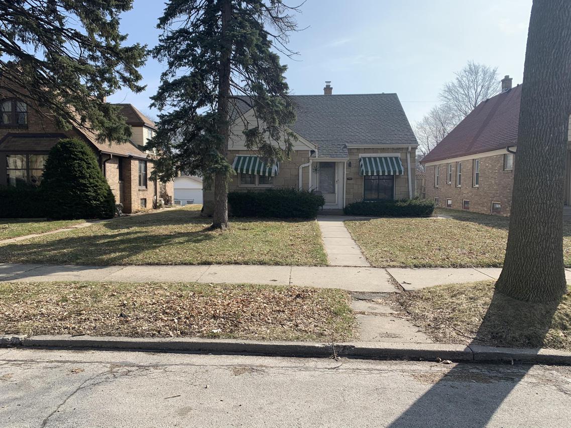 4108 N 42nd St, Milwaukee, WI 53216