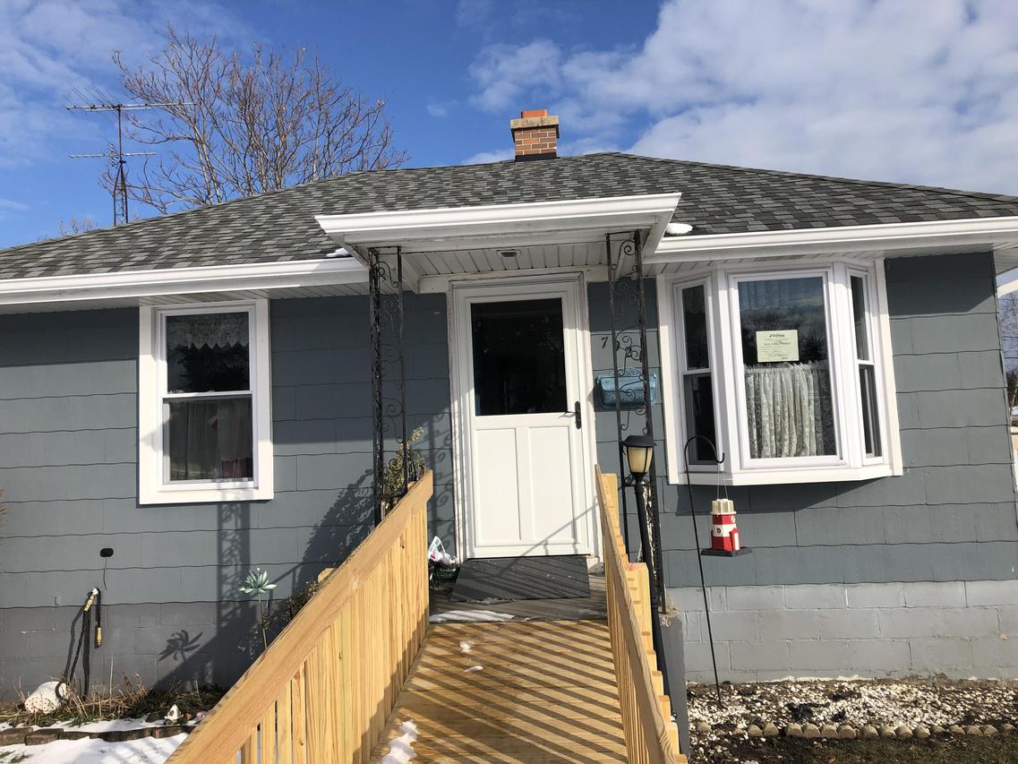 7921 45th Ave, Kenosha, WI 53142