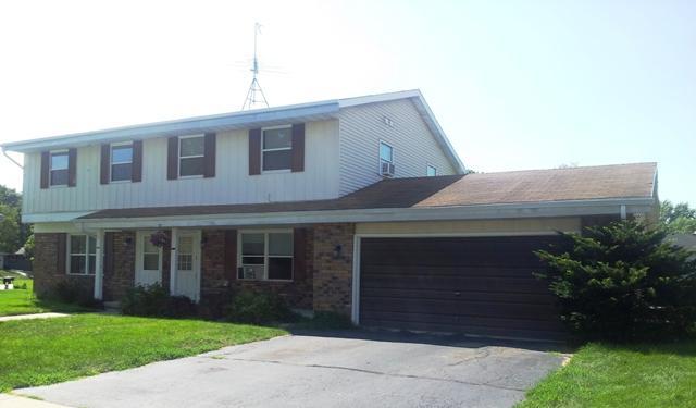 1021 Hillside Dr. #1023, Jefferson, WI 53549