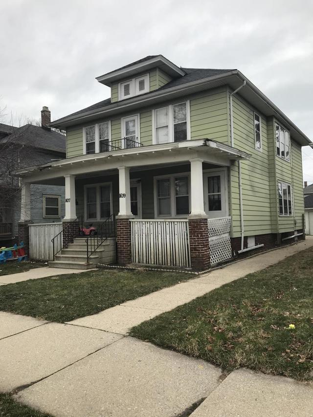 1637 Flett Ave, Racine, WI 53405