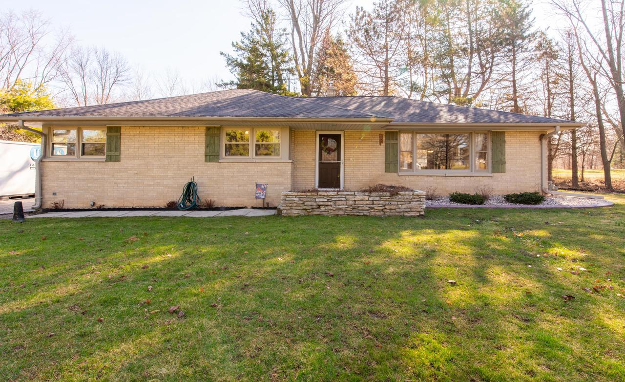 2310 S Lombardy Ln., New Berlin, WI 53151