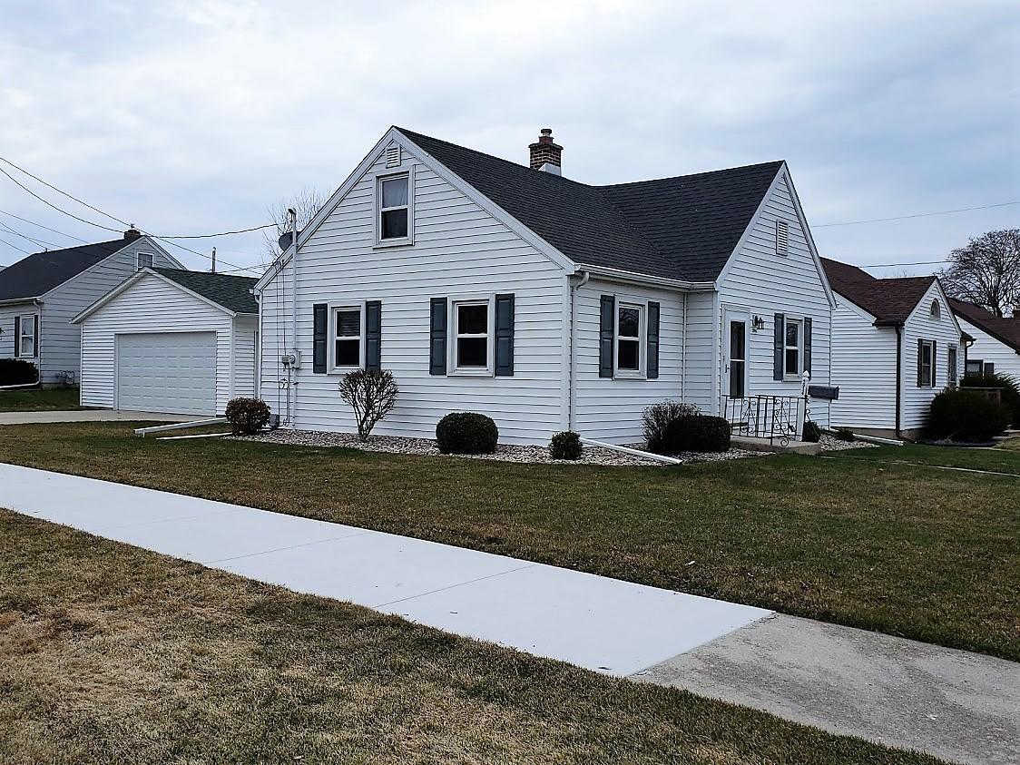 2914 Coolidge Pl., Manitowoc, WI 54220