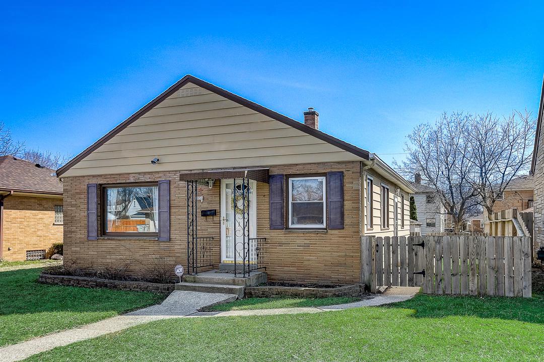 3850 N 69th St, Milwaukee, WI 53216