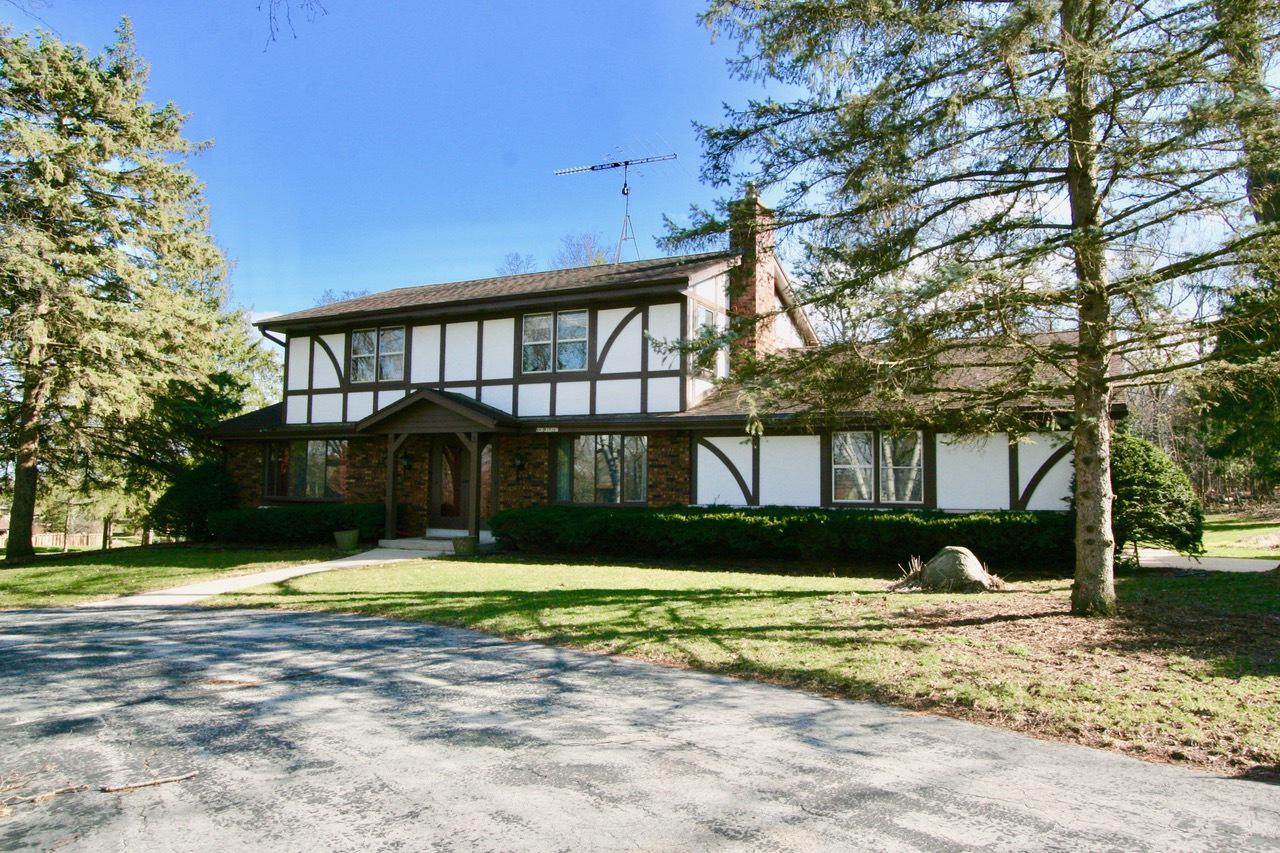 N41W27363 Patricia Ln., Pewaukee, WI 53072
