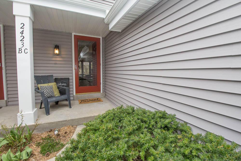 2423 Willowood Dr. #C, Waukesha, WI 53188
