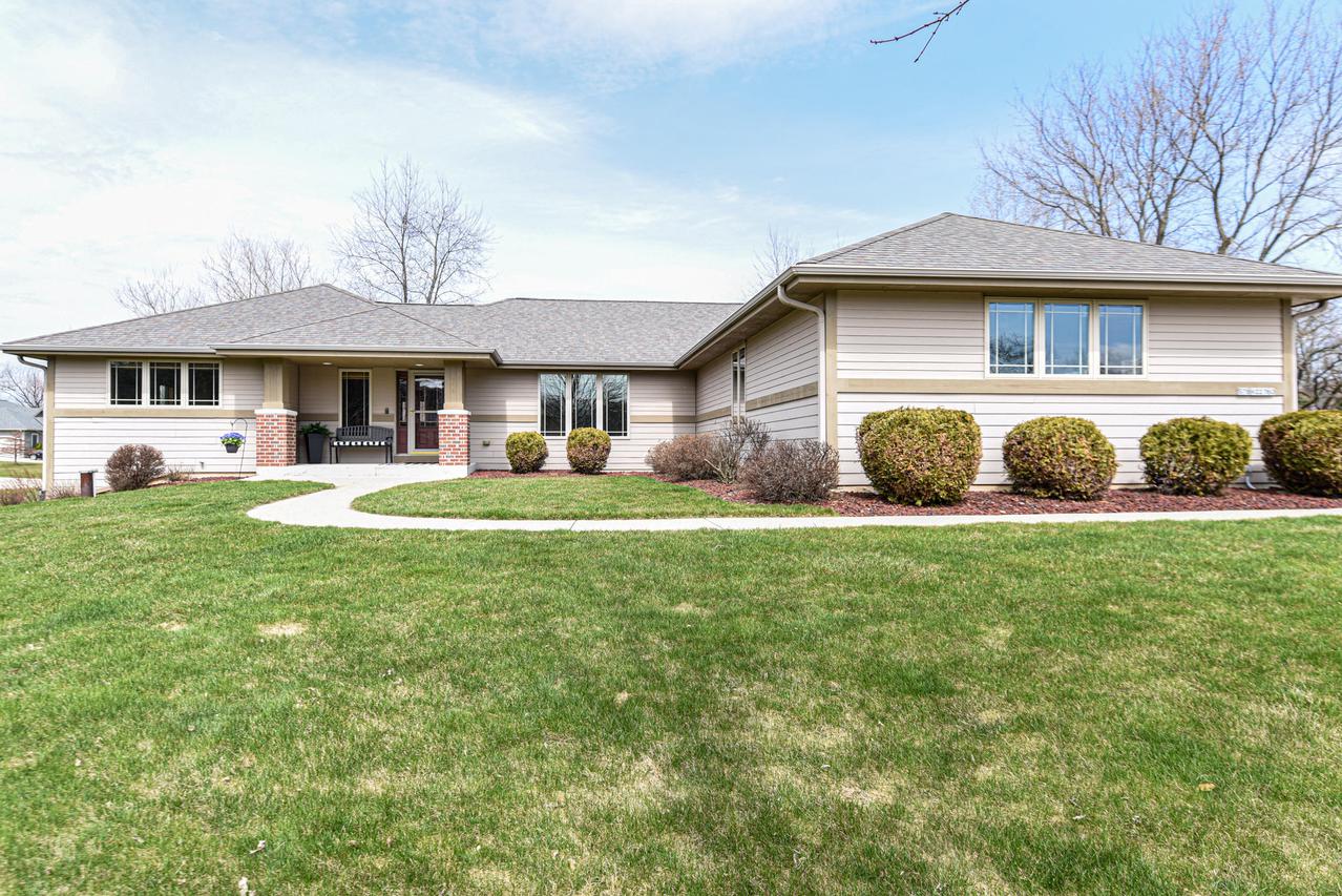 S78W22760 Sunset Glen Dr., Vernon, WI 53103