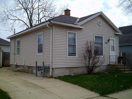 1337 Buchanan St., Racine, WI 53402