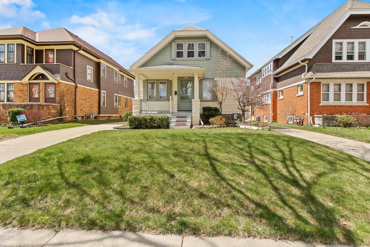 2515 N 62nd St., Wauwatosa, WI 53213