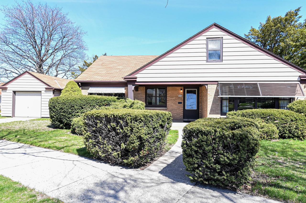 3408 W Lakefield, Milwaukee, WI 53215