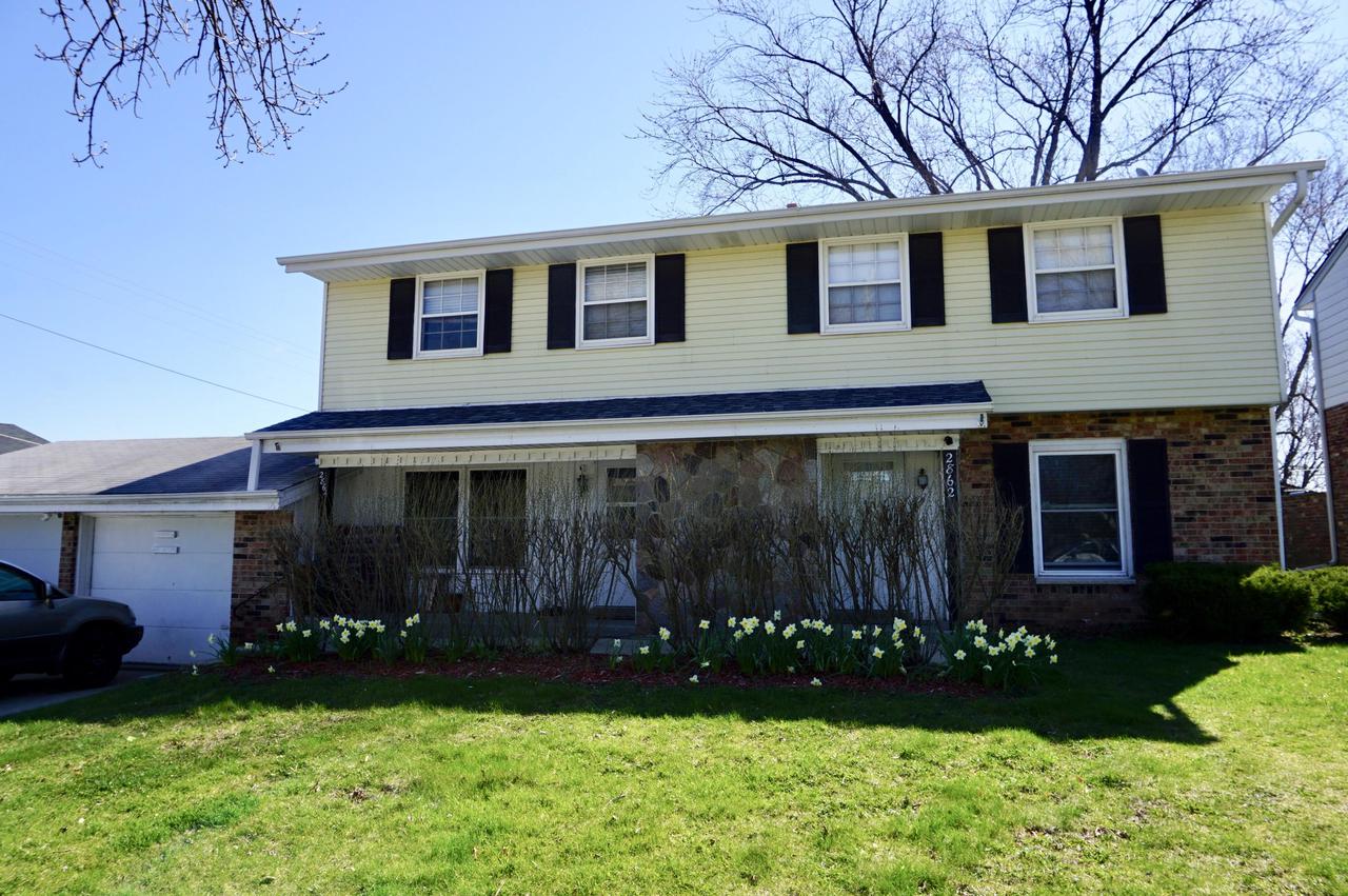 2862-2864 N 124th St., Wauwatosa, WI 53222