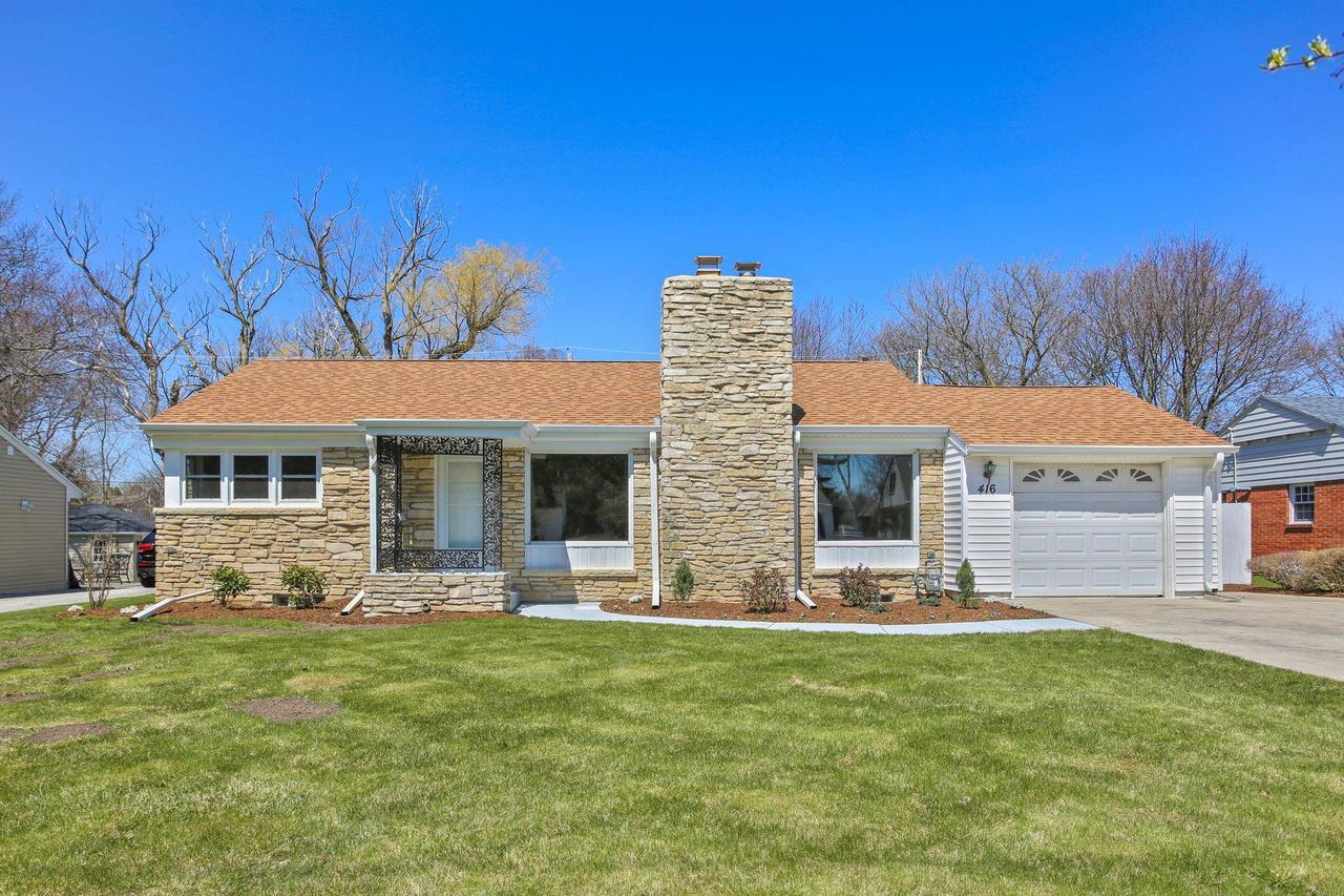 416 E Dean Rd., Fox Point, WI 53217