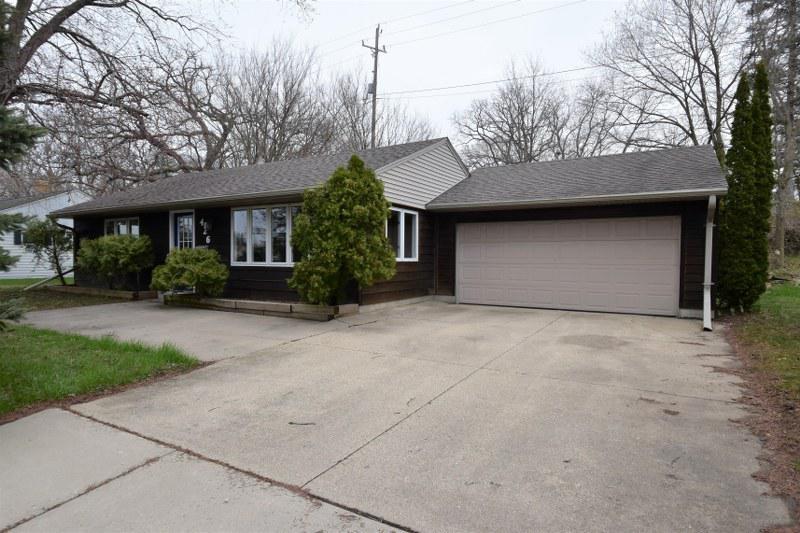 426 Cedar St., Mukwonago, WI 53149