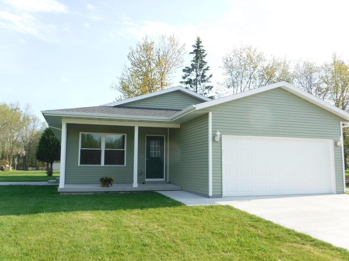 4008 Fleetwood Dr., Manitowoc, WI 54220