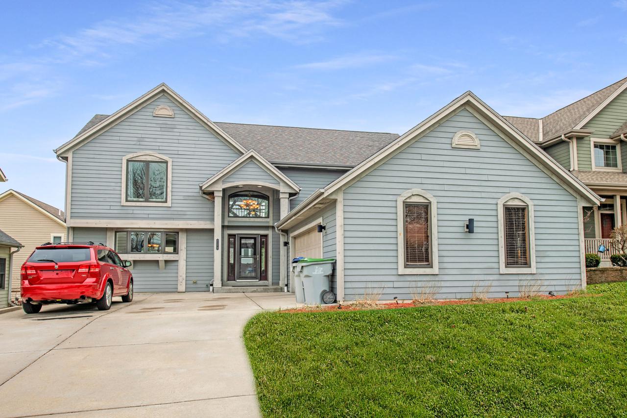 3170 S 86th St, Milwaukee, WI 53227