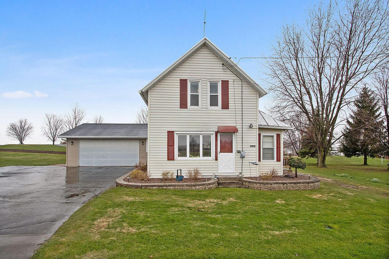 10436 Menchalville Rd., Franklin, WI 54230