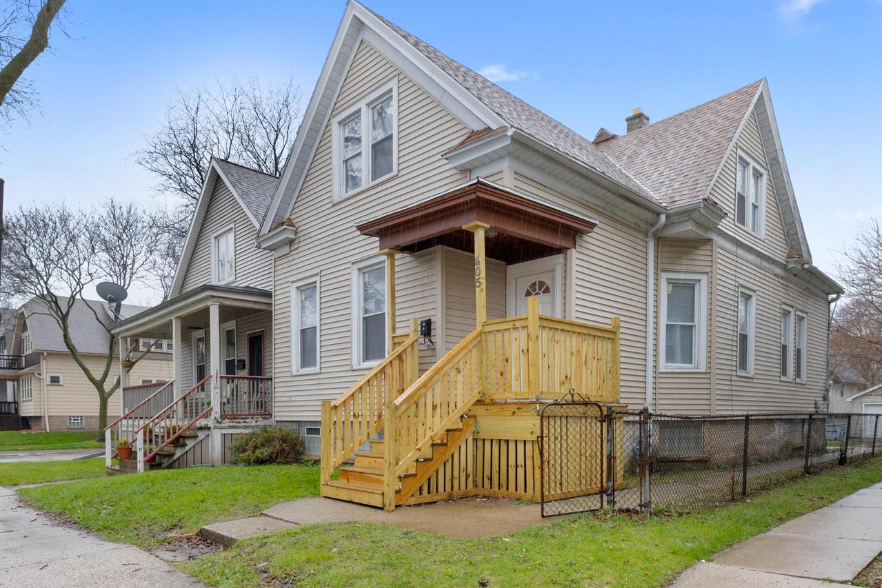 405 N 41st St., Milwaukee, WI 53208