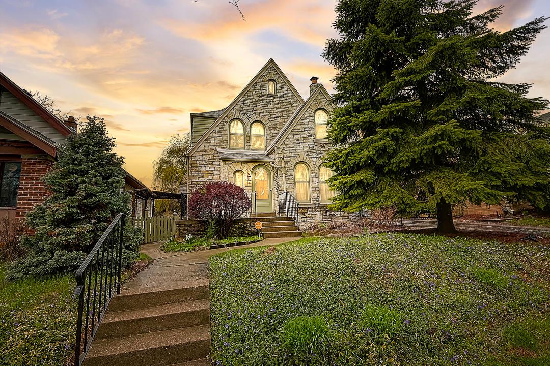 1665 S 33rd St, Milwaukee, WI 53215