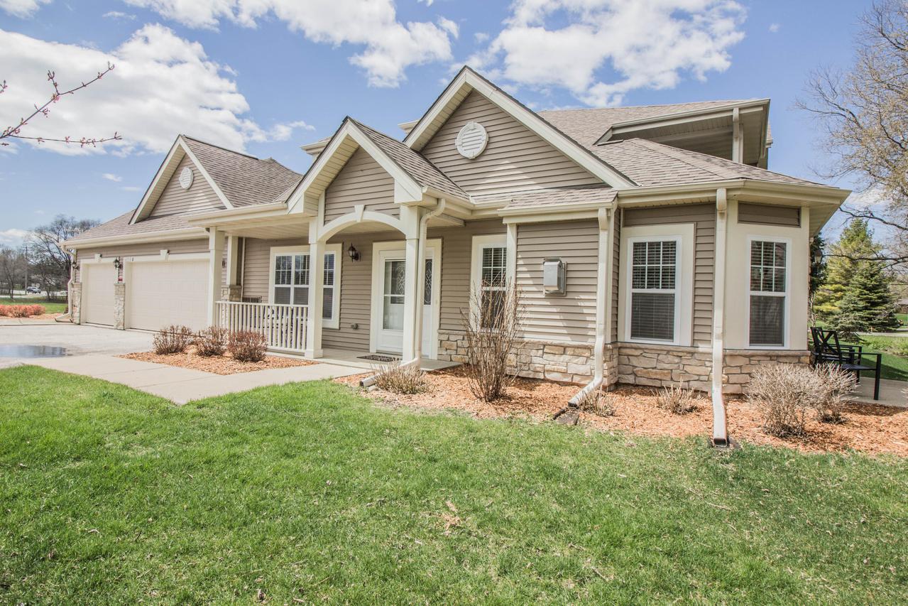 W264N2735 Christian Ln. #3, Pewaukee, WI 53072