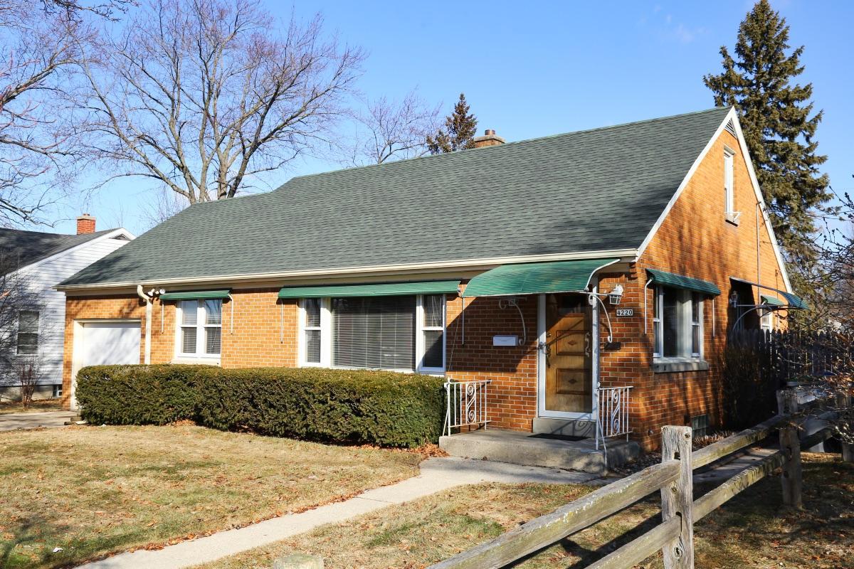 4220 W Reichert Pl., Milwaukee, WI 53209