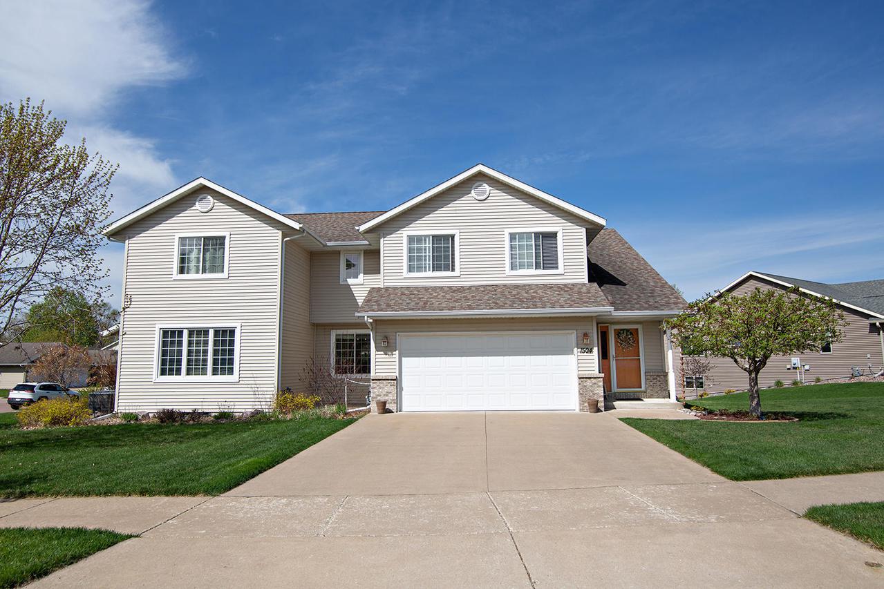 1504 Birka Ln, Onalaska, WI 54650