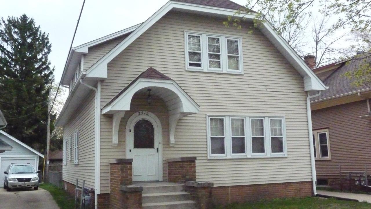 2515 Drexel Ave., Racine, WI 53403