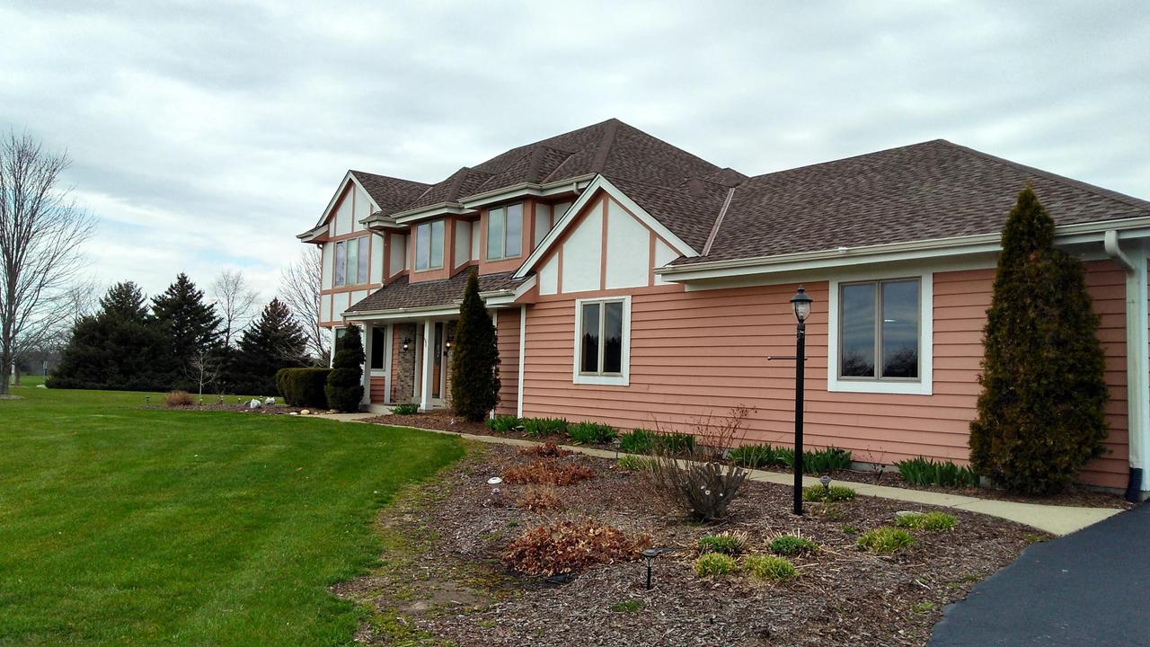 W339S9287 Fieldstone Ct, Mukwonago, WI 53149