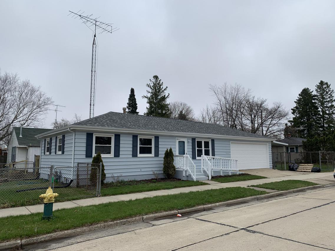 1901 Arthur Ave., Racine, WI 53405