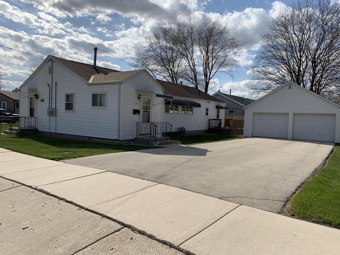 3734 Rasher St., Manitowoc, WI 54220