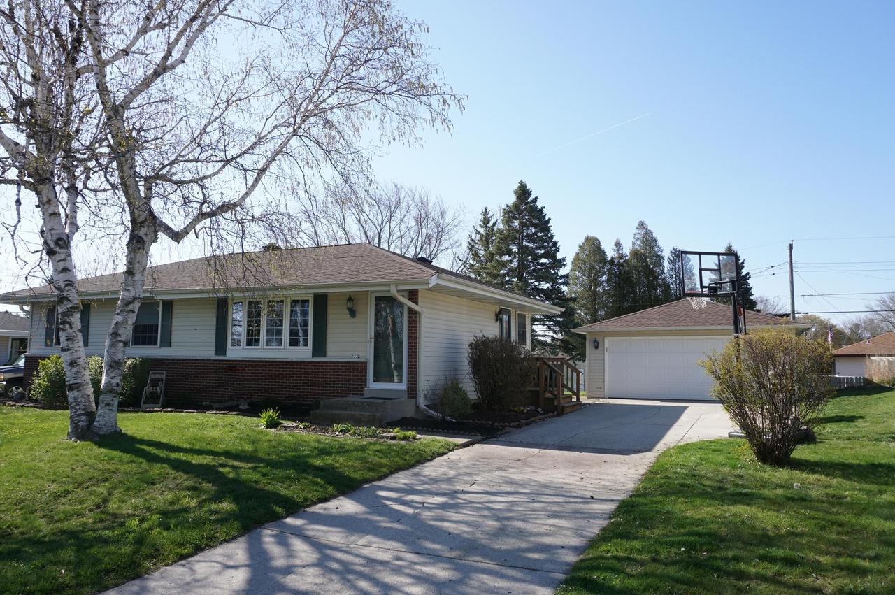 223 W Barry Ave., Port Washington, WI 53074