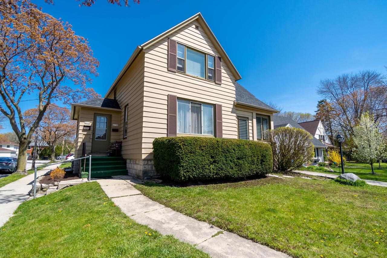 [Address Hidden by Seller], Wauwatosa, WI 53226