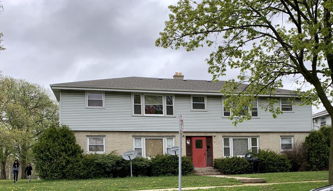 240 W Newhall Ave., Waukesha, WI 53186