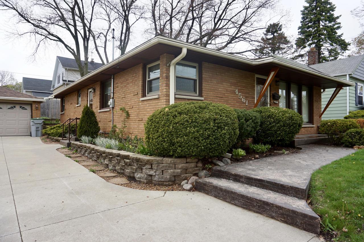 4561 S Quincy Ave., Milwaukee, WI 53207