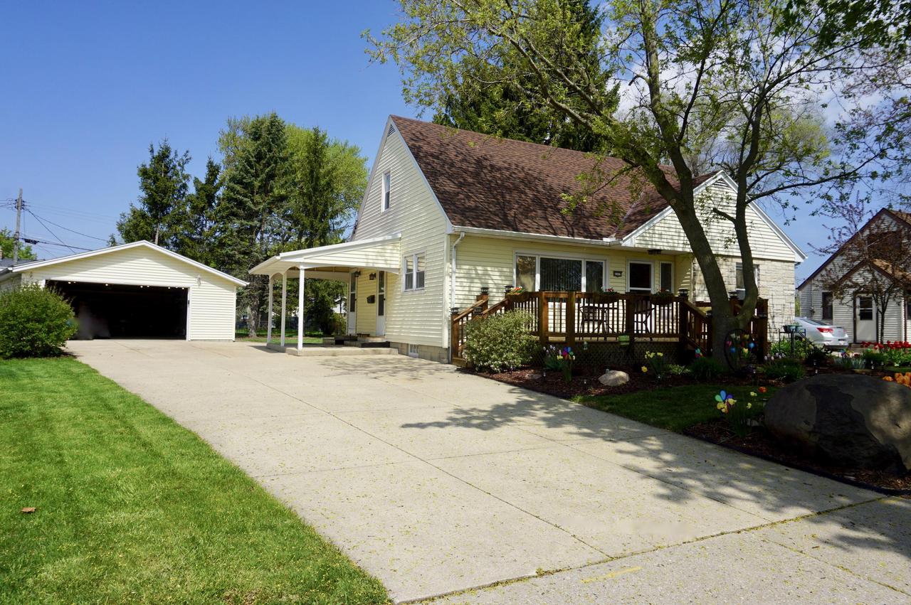 3379 S 64th St., Milwaukee, WI 53219