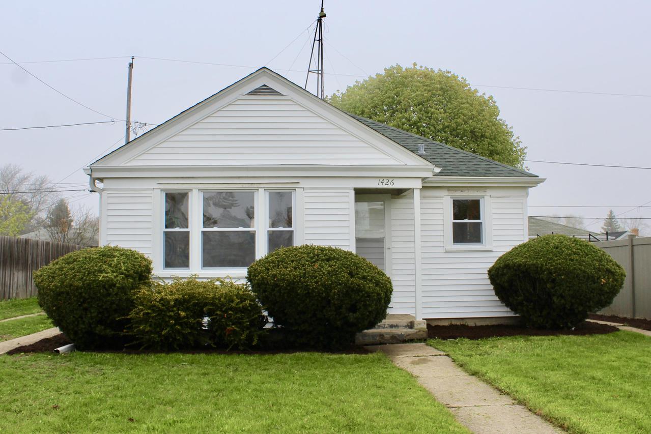 1426 Melvin Ave, Racine, WI 53402