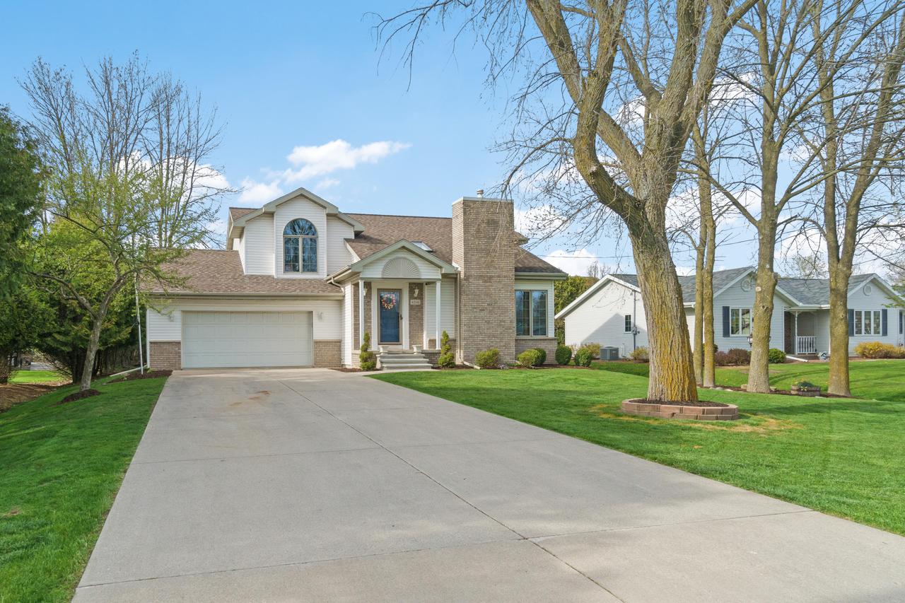 4516 Harvest Cir., Manitowoc, WI 54220