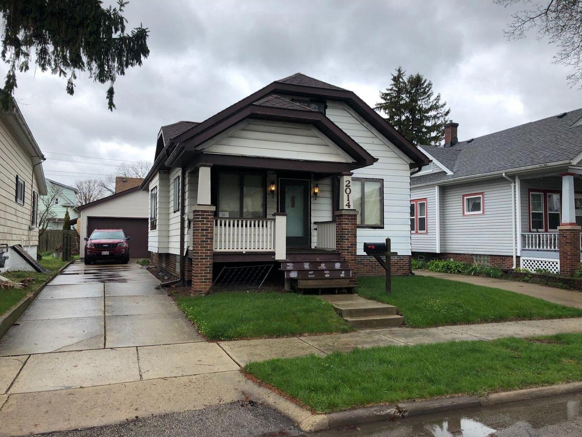 2014 Green St., Racine, WI 53402