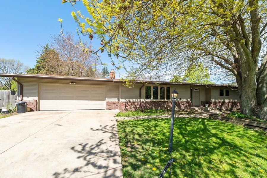 4950 Carter Dr, Caledonia, WI 53402