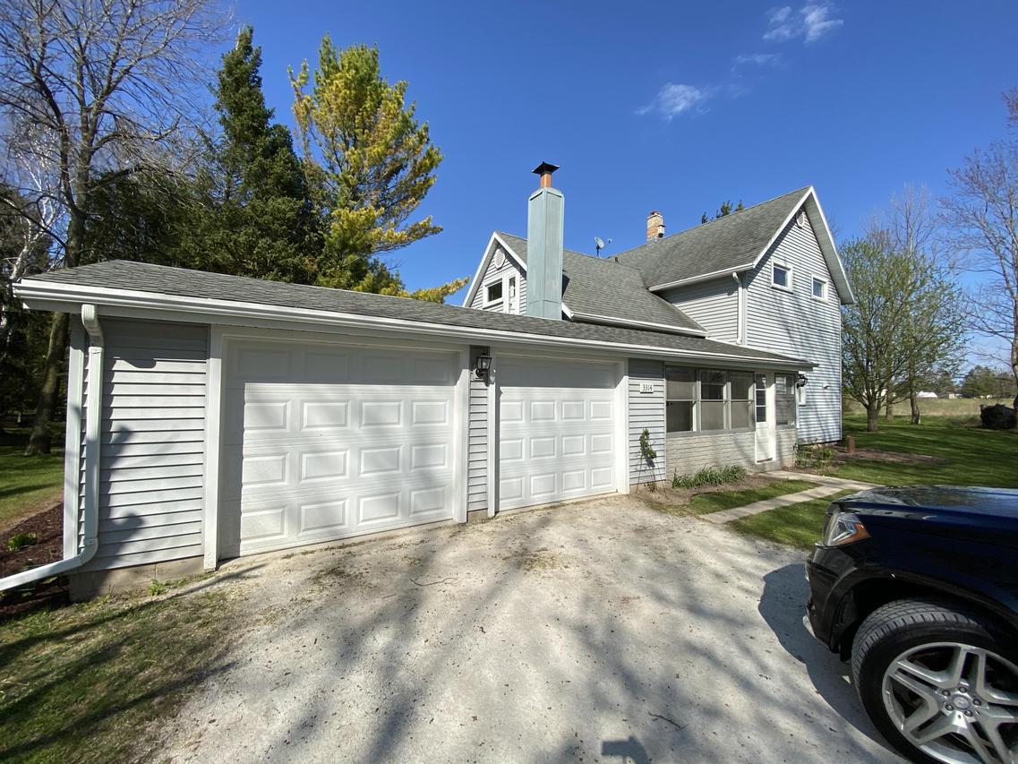 3314 Gass Lake Rd., Newton, WI 54220